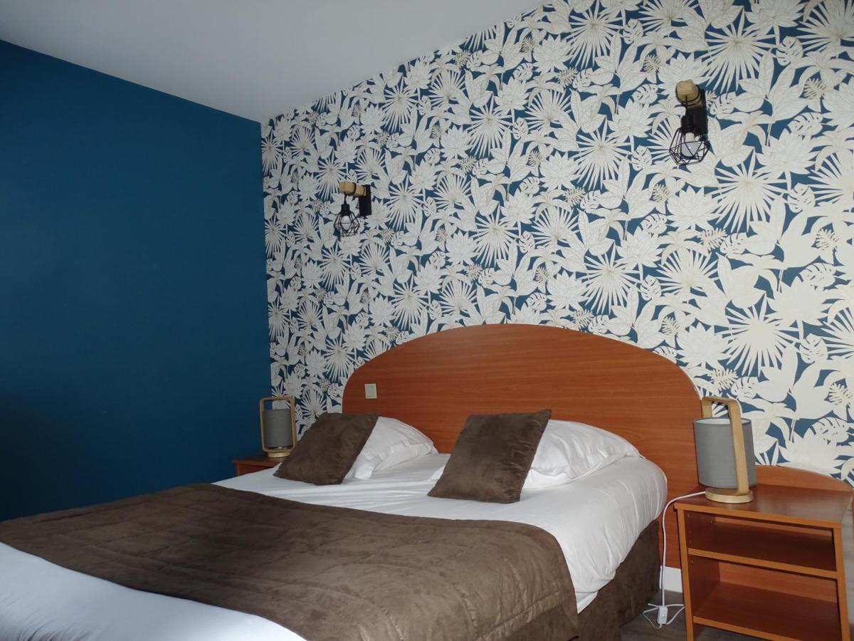 Logis Hotel Les 3 Marchands เบรสซุยร์ ภายนอก รูปภาพ